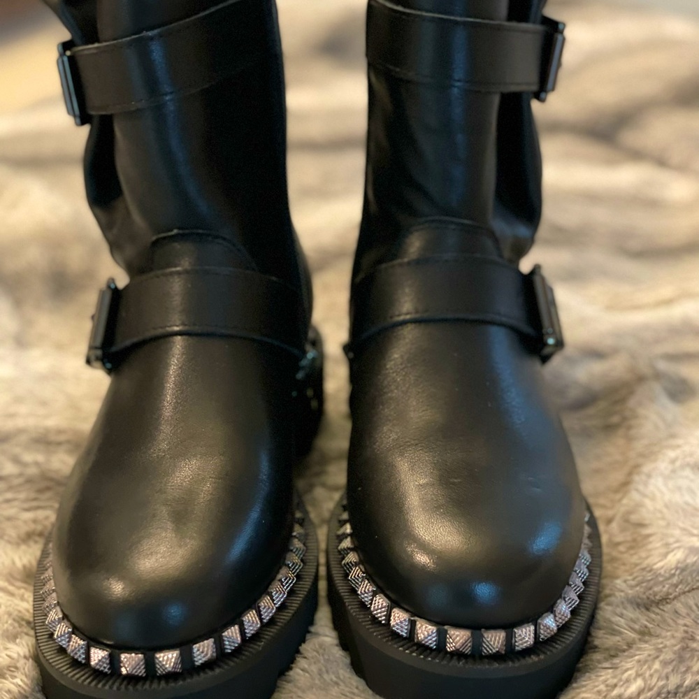 Vince Camuto Womens Alelani Motorcycle Boots Zipper Embellished